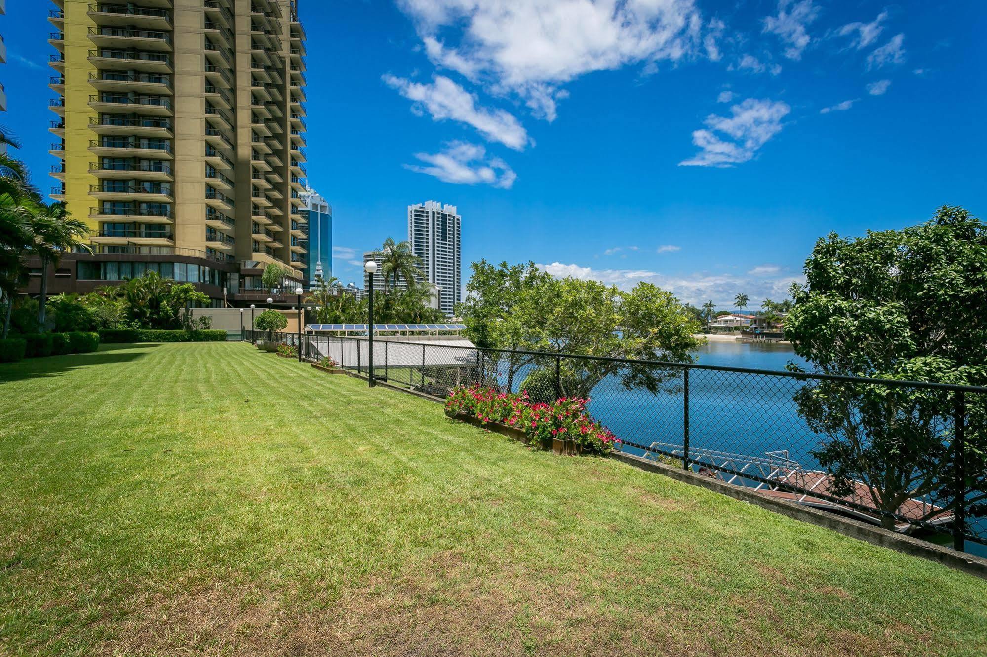 Waterways Apartments Surfers Paradise Exterior foto