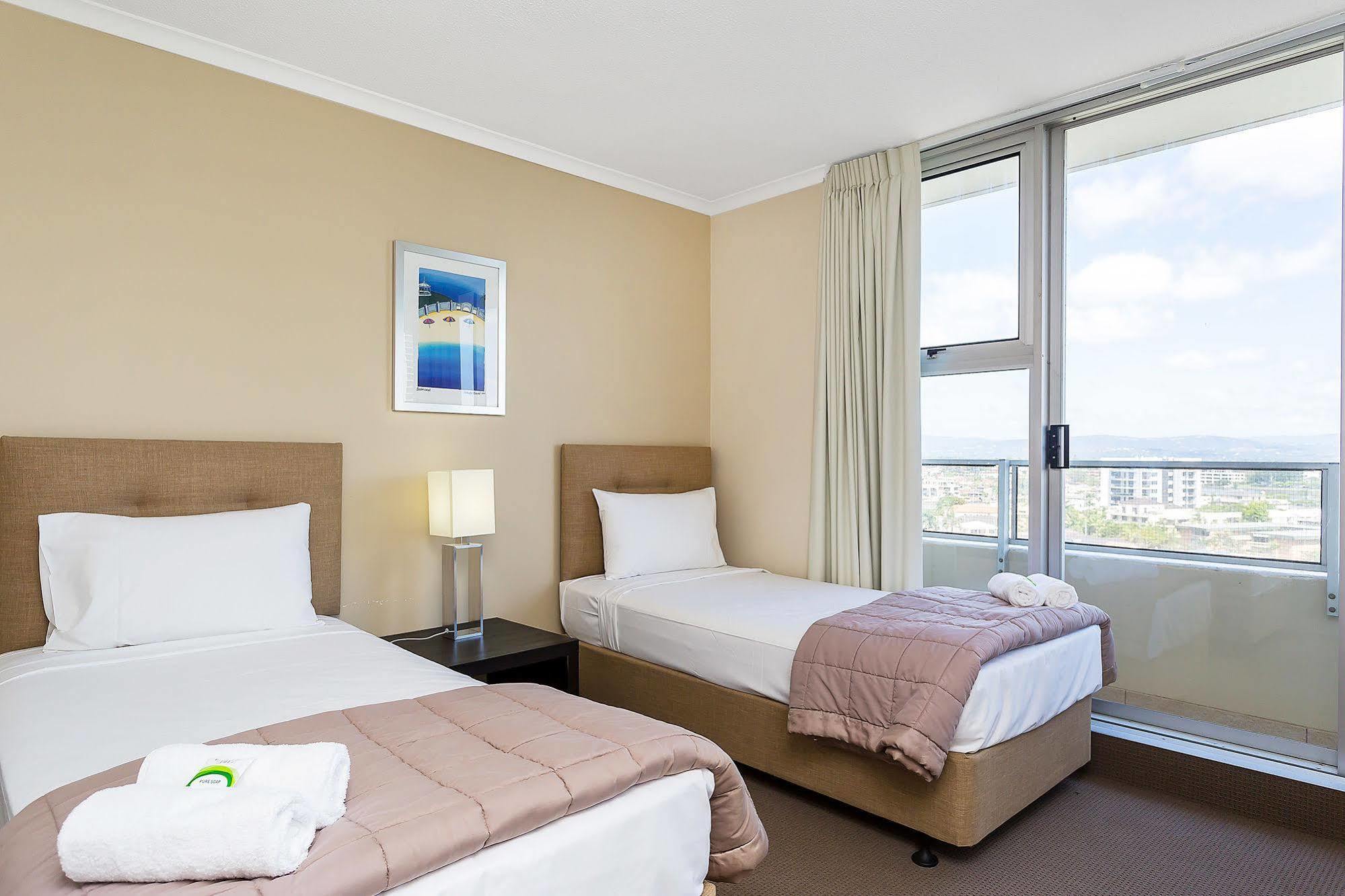 Waterways Apartments Surfers Paradise Exterior foto